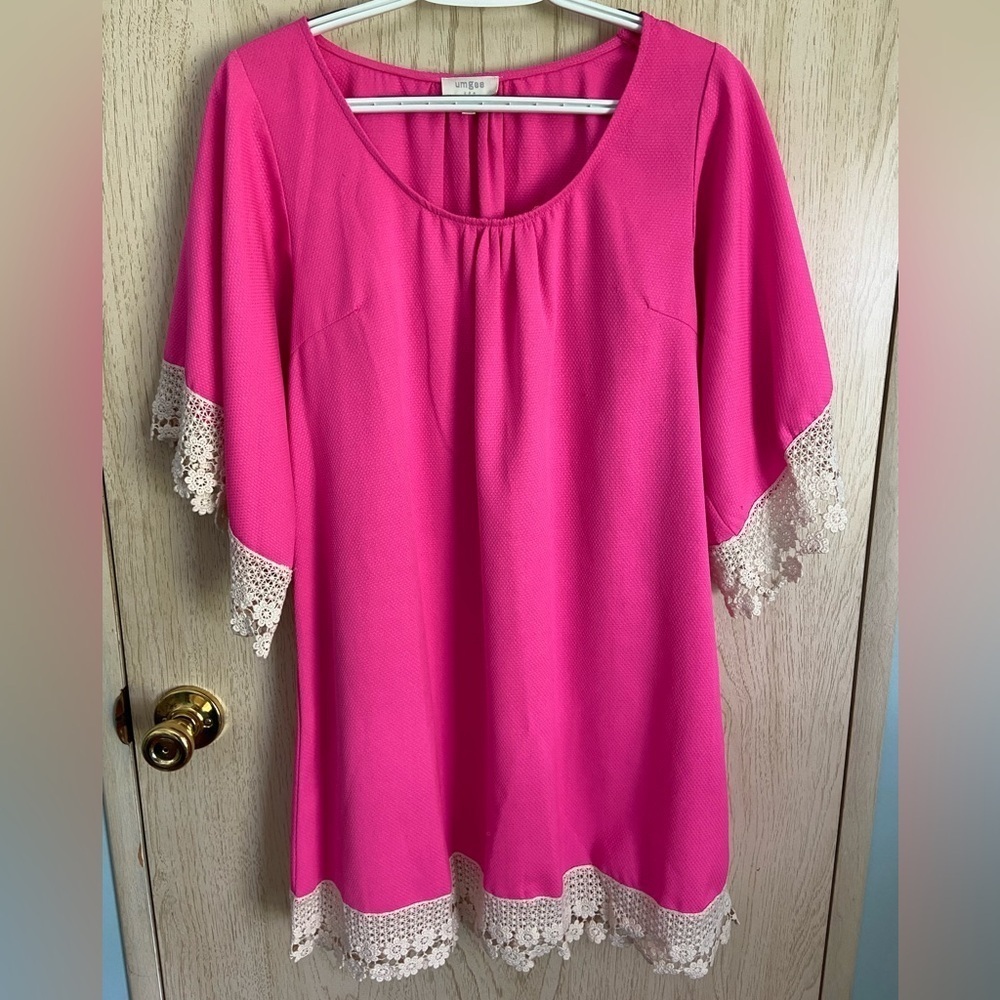 UMGEE Hot Pink Lace Trim Tunic or Mini Dress Sz Medium
